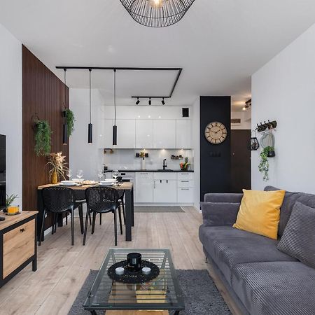 Dziwnow Luxurious Apartment No1 By The River By Renters Prestige エクステリア 写真