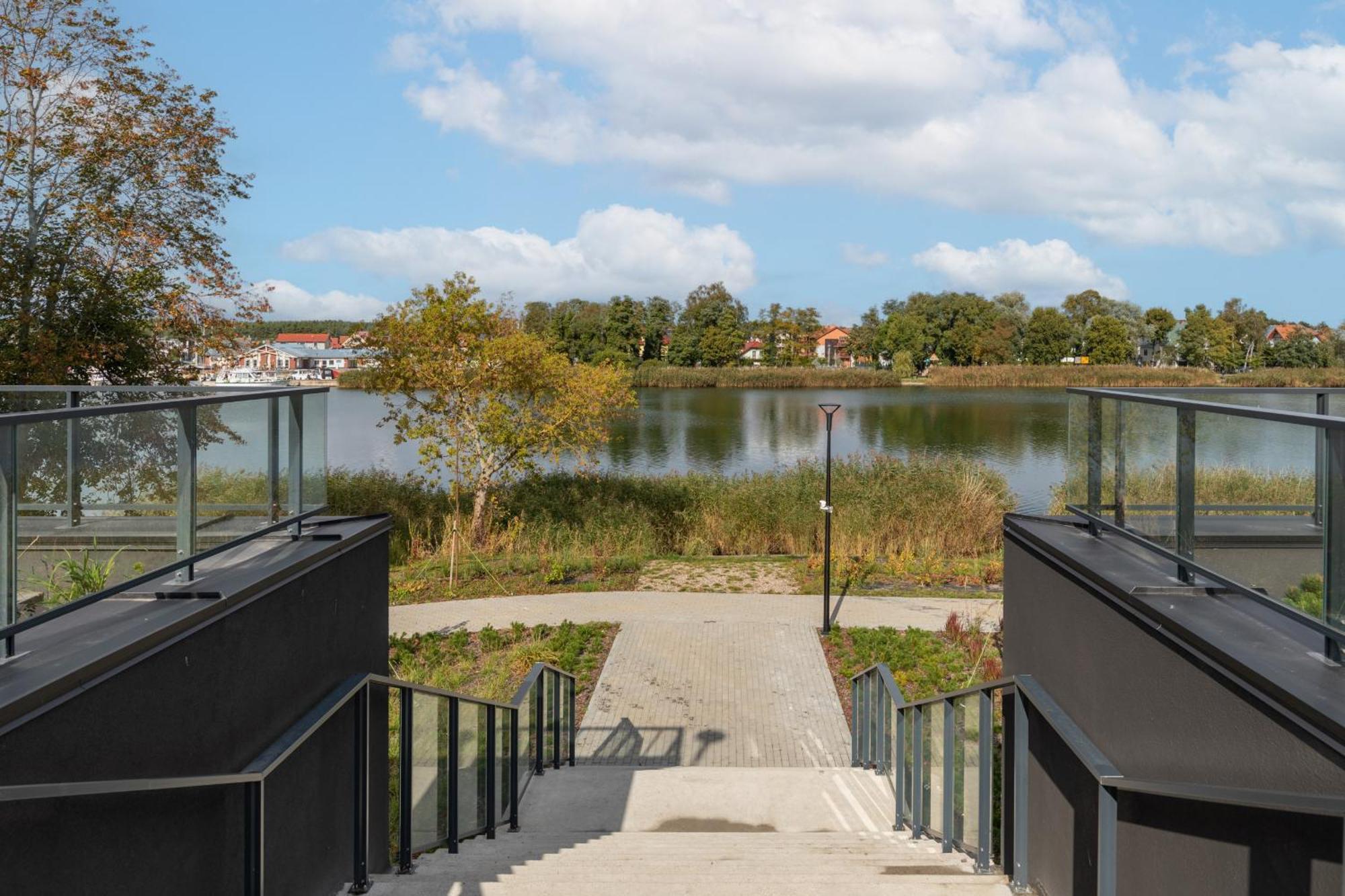 Dziwnow Luxurious Apartment No1 By The River By Renters Prestige エクステリア 写真