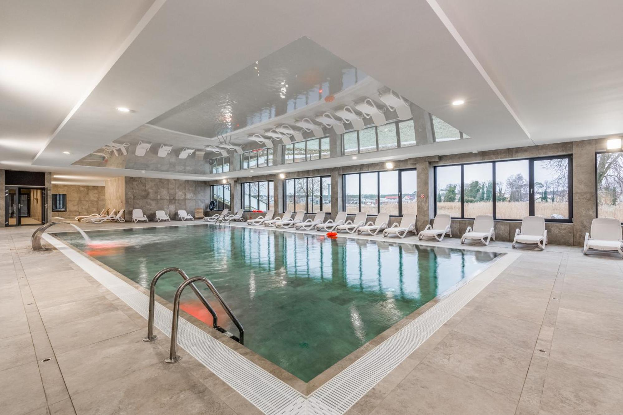 Dziwnow Luxurious Apartment No1 By The River By Renters Prestige エクステリア 写真
